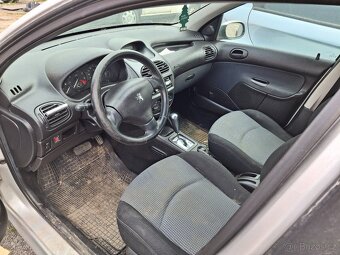 Peugeot 206 1.4i, automatická převodovka, r.v.2004 - 4