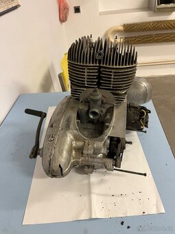 Jawa 350 - 4