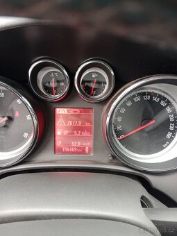 Opel Astra J 2.0 diesel - 4