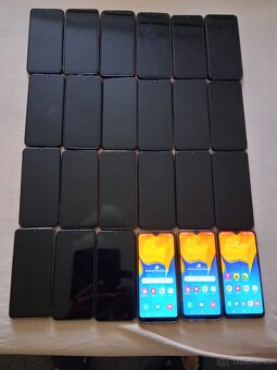 Samsung galaxy A20e - 4