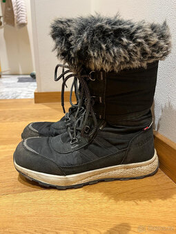 Prodám Dívčí sněhule TROLLKIDS v. 37 - 4