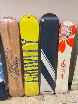 Snowboardová prkna - 4