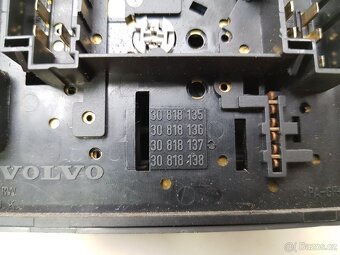 Prodám spínač světel Volvo s/v 40. - 4