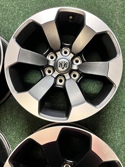 6x139.7 R18 Dodge RAM 1500 REBEL Originál Alu + senzory - 4