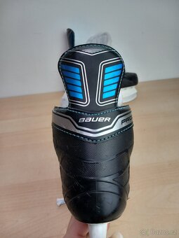 Bauer Prodigy Junior - 4
