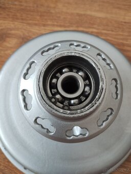 Prodám krásný střed kola Jawa pérák 250 Janeček 150mm - 4