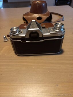 Prodám Praktina IIA - Carl Zeiss Flektogon 35mm f/2.8. - 4