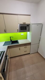 Pronájem bytu 2+1 52 m², Uherský Brod - 4