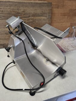 Nářezový stroj - 4