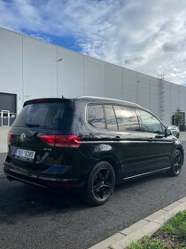 VW TOURAN 2.0TDI 110KW MANUAL BLACK MAGIC - 4