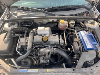 Saab 9-3 2.2 TiD nepojízdný - 4