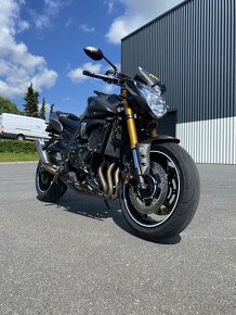 Yamaha FZ8N - 4
