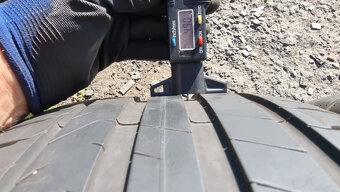 Letní pneu 255/40/18 Pirelli - 4