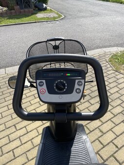 Invalidní skútr-elektrická tříkolka - 4