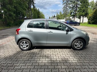 Prodám Toyota Yaris 1.3i 64kw automat - 4