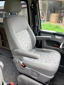 Přední sedačky VW T5, T5.1 caravelle, transporter - 4
