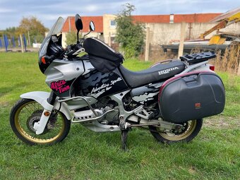 Honda XRV 750 Africa Twin - 4