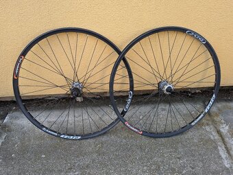 zapletená kola 26" Alexrims TD16 / Shimano LX - 4