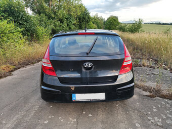 Hyundai i30 1.4 80kw NOVÉ ROZVODY - 4