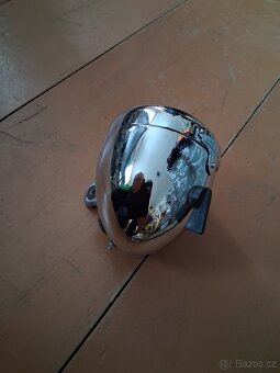 Světlo na Stadiona zn. Daimon. - 4