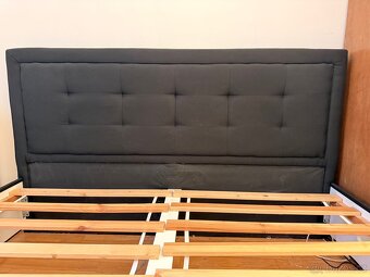 Čalouněná postel - 4