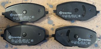 Brzdové destičky Brembo P 85 182 - 4