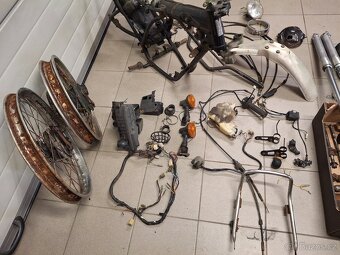 Yamaha DT 175 MX - 4