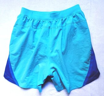 Under Armour HeatGear-dámské šortky-S/36 - 4