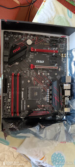 MSI B450 GAMING PLUS - 4