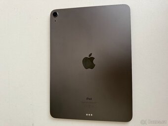 Apple iPad Air 4. gen s bohatým příslušenstvím - 4