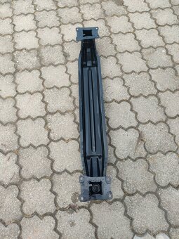 Zadní výstuha - 4