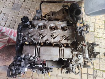 Motor Toyota rav4 - 4