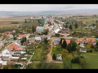 Prodám stavební pozemek v Ratajích 1126m2 - 4