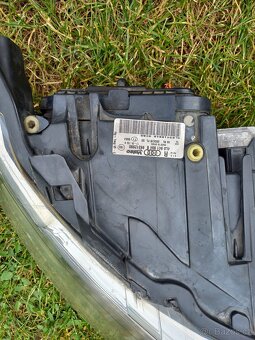 Audi Q7 4L přední světlomet - 4
