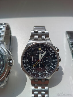 3x hodinky Citizen a 1x The One - 4