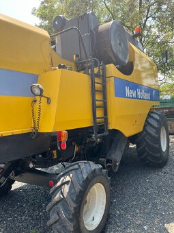 Sklízecí mlátička new holland TC 5060 - 4