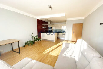 Pronájem bytu 2+kk, 72m², ul. Na Slatince, Praha 10 - Záběhl - 4