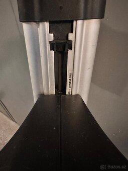 Prodám střešní nosiče Thule 515-0165-02/ 120 + patky - 4