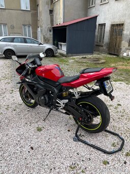 Yamaha R1 RN09 2002 - 4