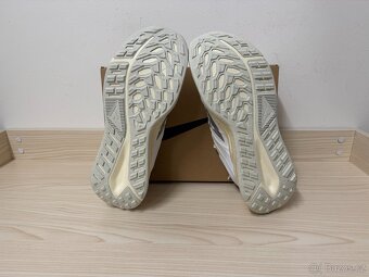 Nike Juniper Trail 2 NN White Vivid Sulfur vel.44,5/28,5cm - 4