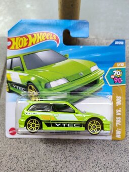 HOT WHEELS - 4