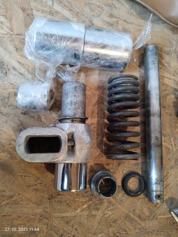 Jawa pérák,Ogar 350, ČZ 150C, Jawetta, pařez - 4