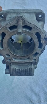 Válec Aprilia RS 250 Suzuki RGV 250 - určený na opravu - 4