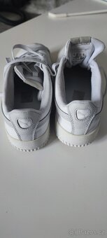 Dámské tenisky PUMA CARINA - 4