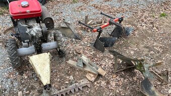 půdní fréza Fortschritt e931 - 4