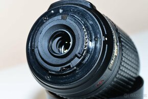 Nikon AF-S 55-200mm f/4-5,6G VR IF-ED DX Nikkor - 4