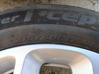 Zimní pneu na diskách 215/60 R17 - 4