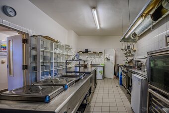 Prodej ubytovacího zařízení s restaurací 540 m2, ev.č. 00300 - 4