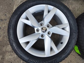 17"zimní alu sada Lyra 5x112 origo Octavia 4 Golf 8 Leon 4 - 4