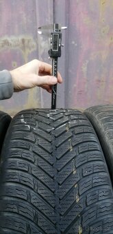 4ks zimní pneu 235/50 18" cena za 4ks Stav 55% - 4